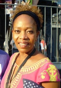 alfre woodard wigs
