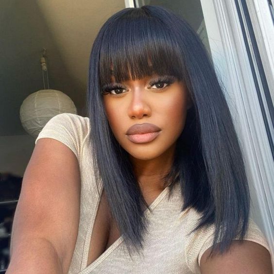 Glueless Wigs Bob Wig Clousure Lace Black Color Human Hair Wig With Bangs - 4x4 Lace / 180% / 10inch