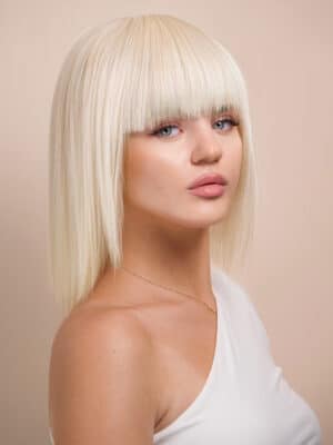 bob wig with fringe - 10" platinum blonde.