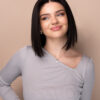 put on & go pre-cut lace bob human wig - 10" natural black.