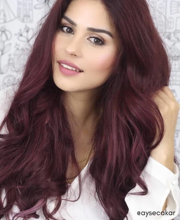 UGC1_99J_aysecakar_196d67dc-2ad3-4907-9110-cf96f1836c54 tape-in hair extensions #99J cherry red. - 20"/50g / Regular