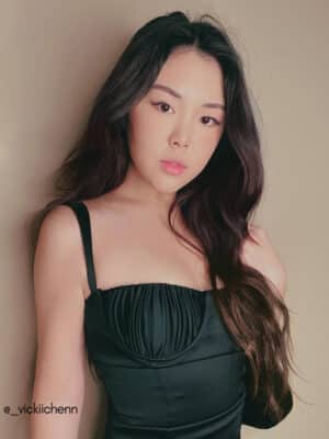 invisible clip-in hair extensions #1b-2-4 dark ombre. - 20" / Extra Volume