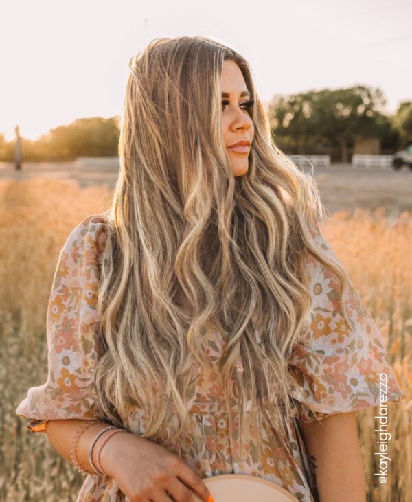 1girls-colors-light-high-c-1_e10dd2f5-57e9-4742-8b0b-d35bfcc7a111 clip-in hair extensions #14-613 blonde highlights. - 14" / Classic