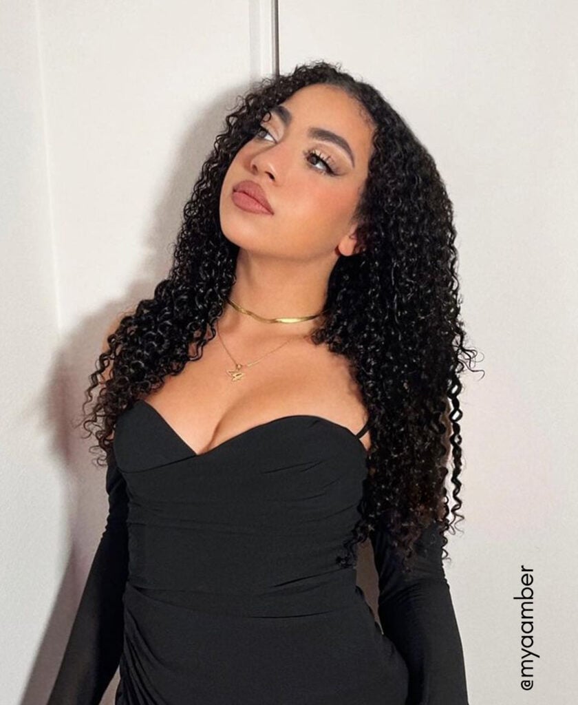 curly (3C curls) clip-in extensions #1b natural black. - 24" / Invisible / Extra Volume