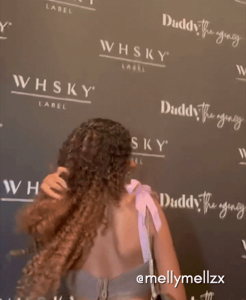 curly (3A curls) clip-in extensions #6 light brown. - 20" / Regular / Extra Volume