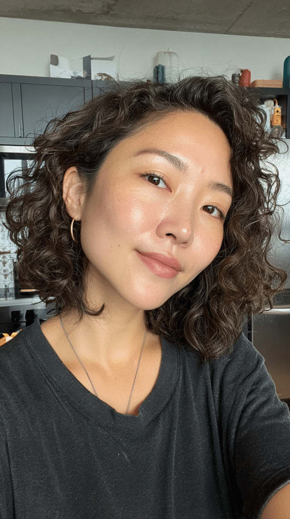 Chin-length curly bob with well-defined ringlets